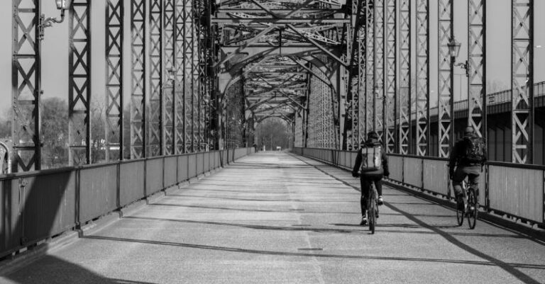 Urban Cycling - Harburger Elbbrücke